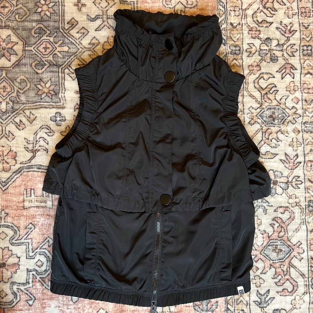 ROXY Black Sleeveless Vest outerwear running medium